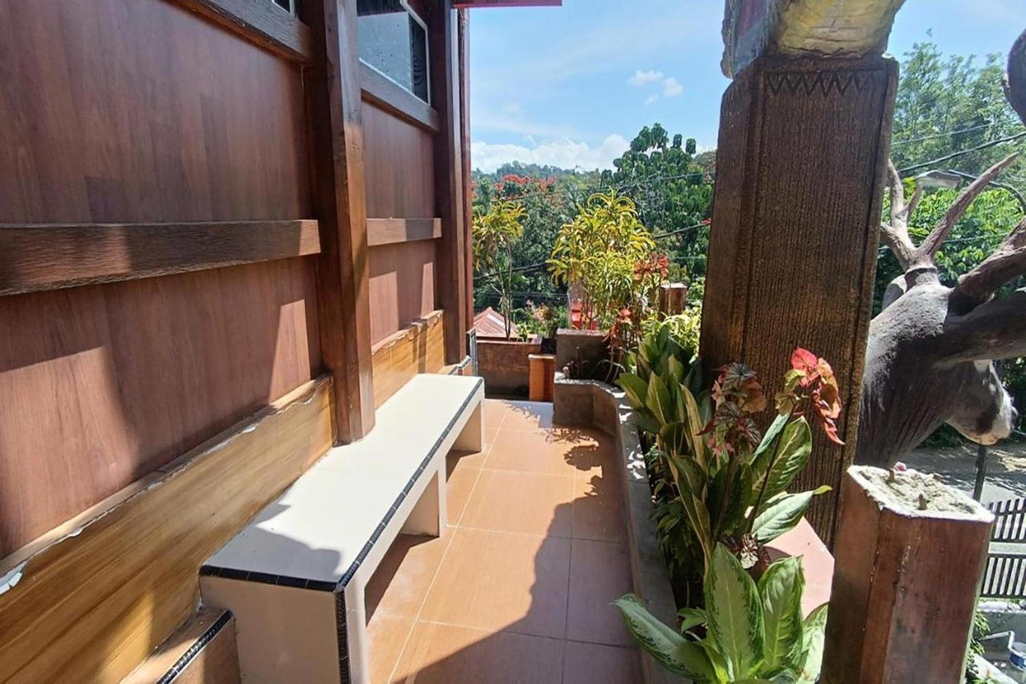 Hotel Manggasa Makale Kültér fotó