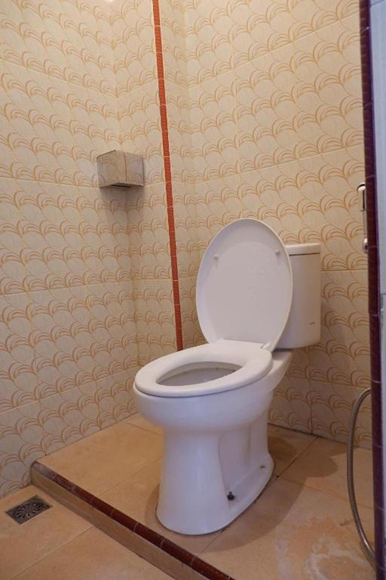 Hotel Manggasa Makale Kültér fotó